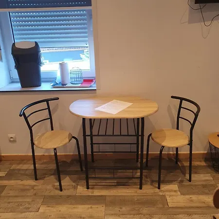 דירה 1, 1 Chambre, Parking Prive באילול